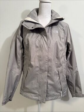 The North Face Women's Light Gray Hooded Ski Jacket—sz S
